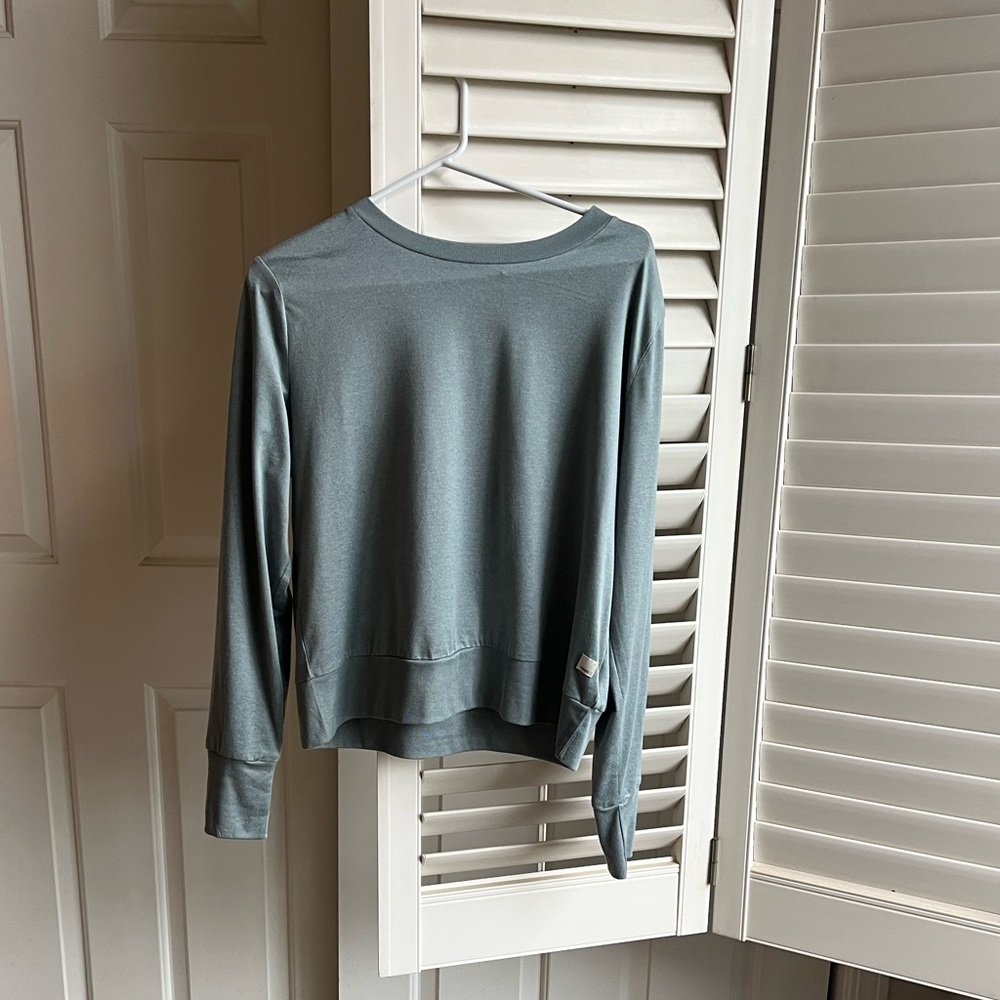Vuori Dreamknit tee shirt